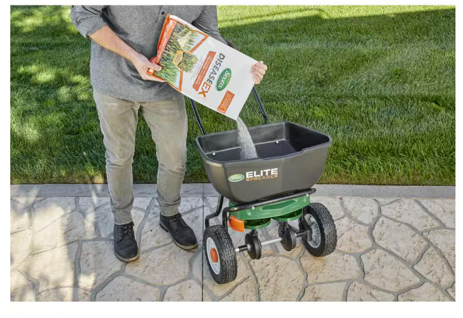 Scotts DiseaseEx 10 lbs Lawn Fungicide Controls and Prevents Disease