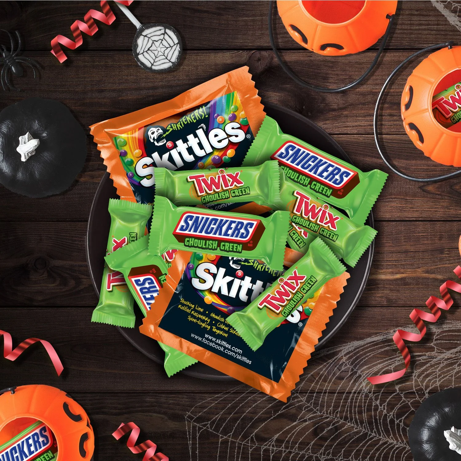 Ghoulish Green, Halloween Variety Pack Candy, Fun Size, 80 pcs. Mars